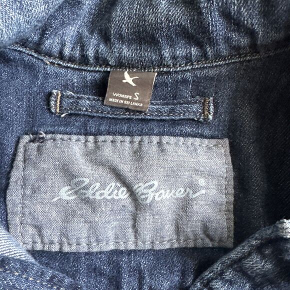 Eddie Bauer Women's Small Button Down Jean Denim Jacket - Picture 2 of 3